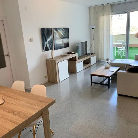 Ferienwohnung Espectacular Piso Con Fascinante Terraza Near Barcelona Sant Adria de Besos Exterior foto